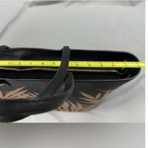 Henri Bendel Black Large Tote Handbag Gold Hardware W/Dust Bag LIKE NEW - Picture 10 of 16